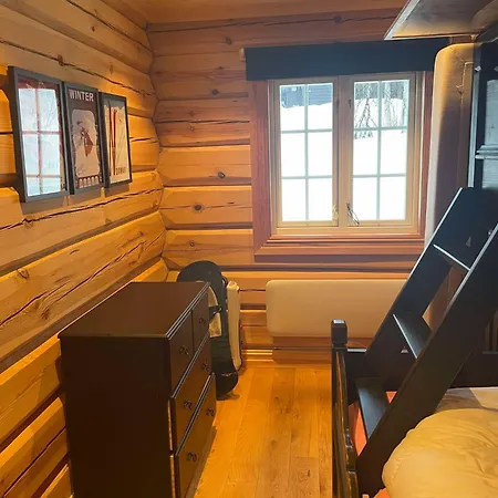 Blazerbu Four-bedroom Hol (Buskerud)