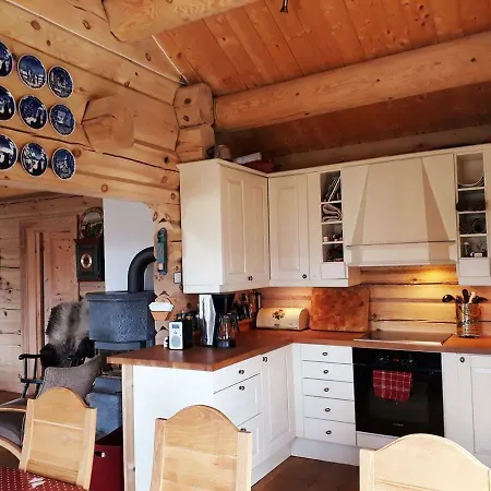 Blazerbu Four-bedroom Feriehus *